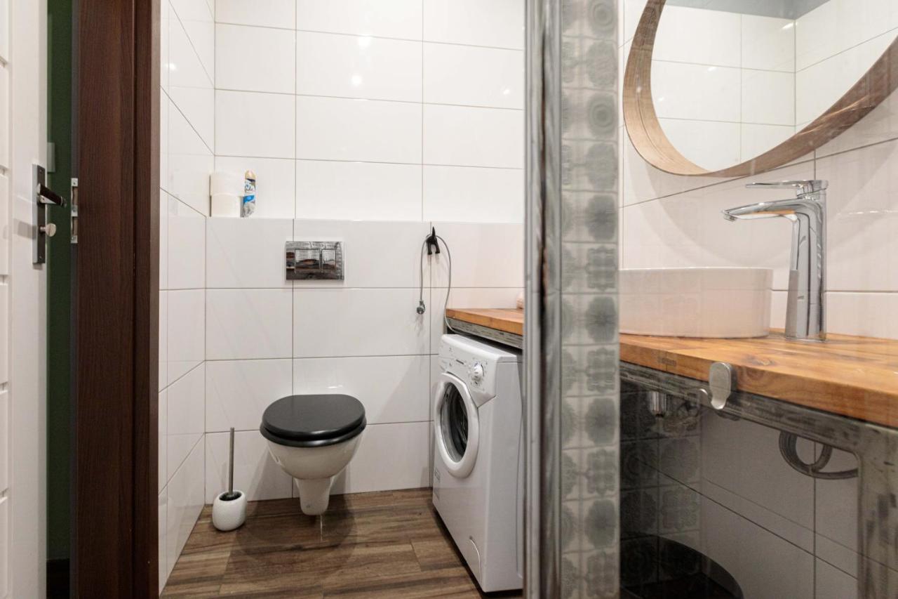 Golden Apartments Wroclaw - Cozy Studio - Main Rail Station&K24 Eksteriør billede